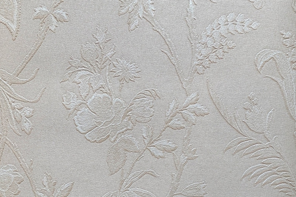کاغذ دیواری طرح شاخه و گل های کرم و طوسی برجسته گرماژ بالا ایتالیایی